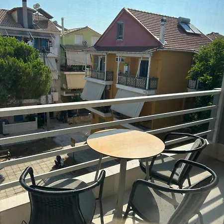 Apartament Ifi's 2